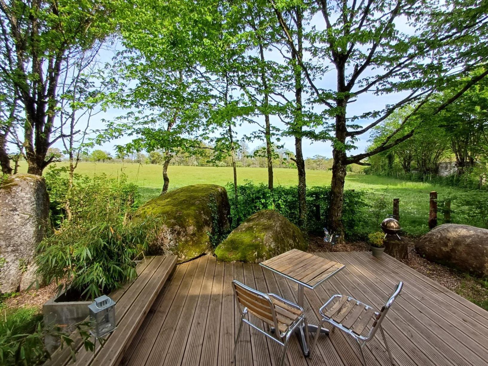 Camping Etang Du Camp Senergues Exteriör bild